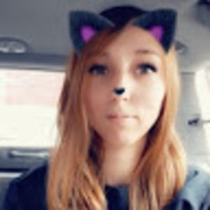 Meet your Posher, Mia